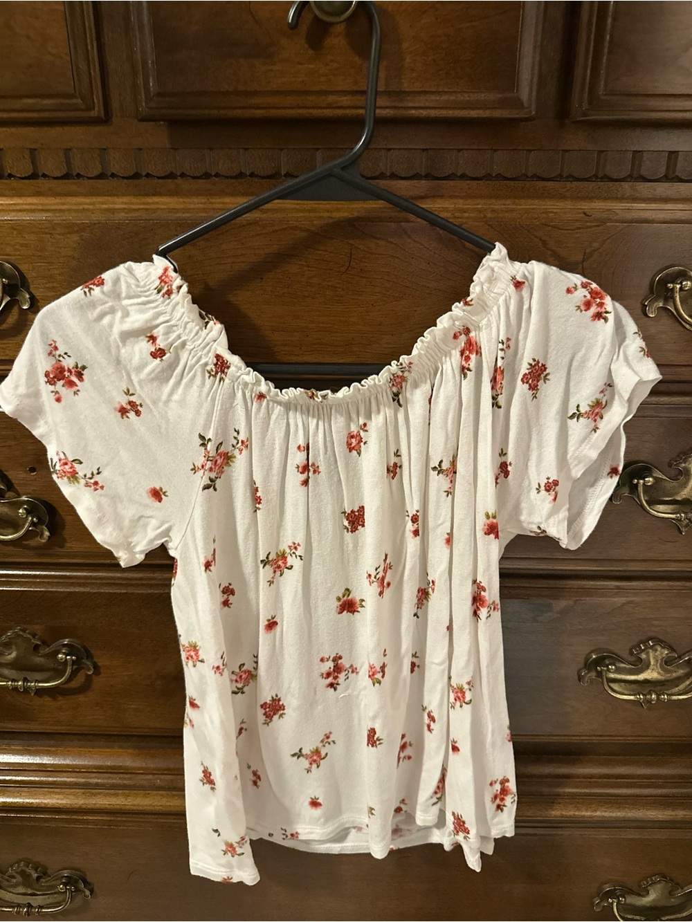 Rue21 White Off-Shoulder Top with Red Floral Print